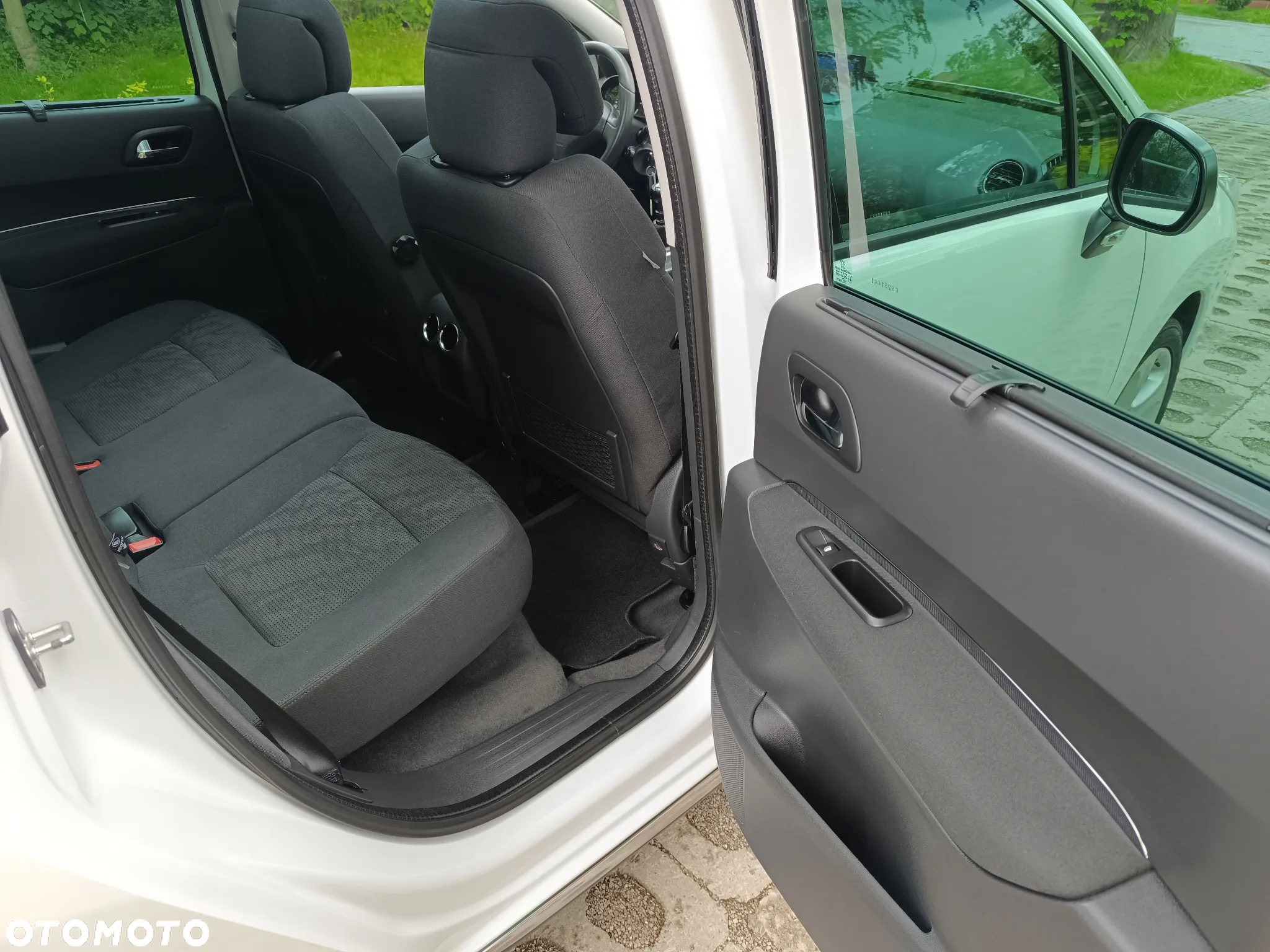 Peugeot 3008 1.6 HDi Active - 30