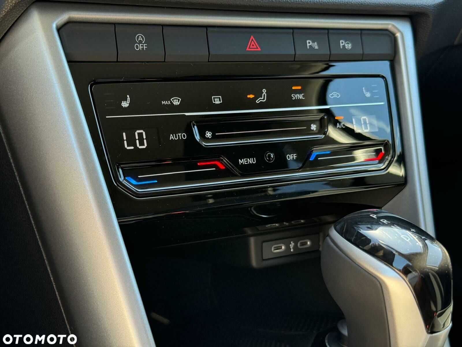Volkswagen T-Roc 1.5 TSI Life Plus DSG - 15