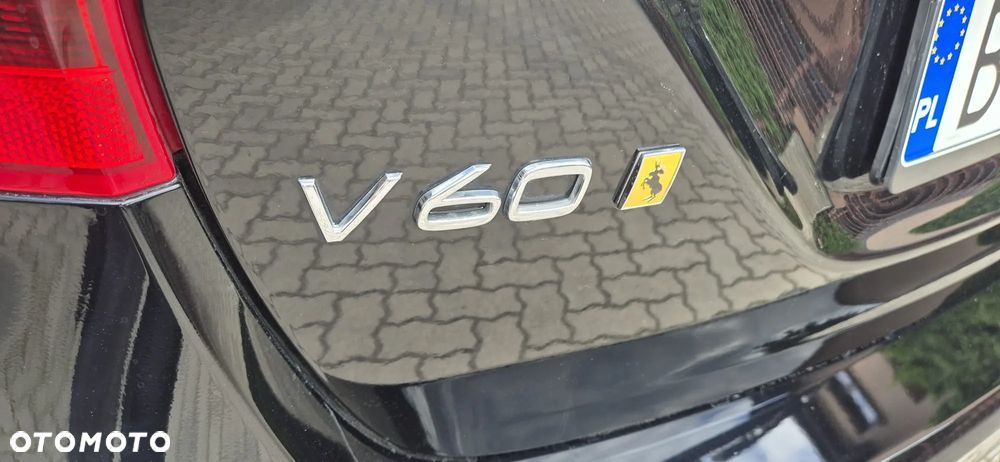 Volvo V60 D4 Drive-E R-Design Momentum - 20