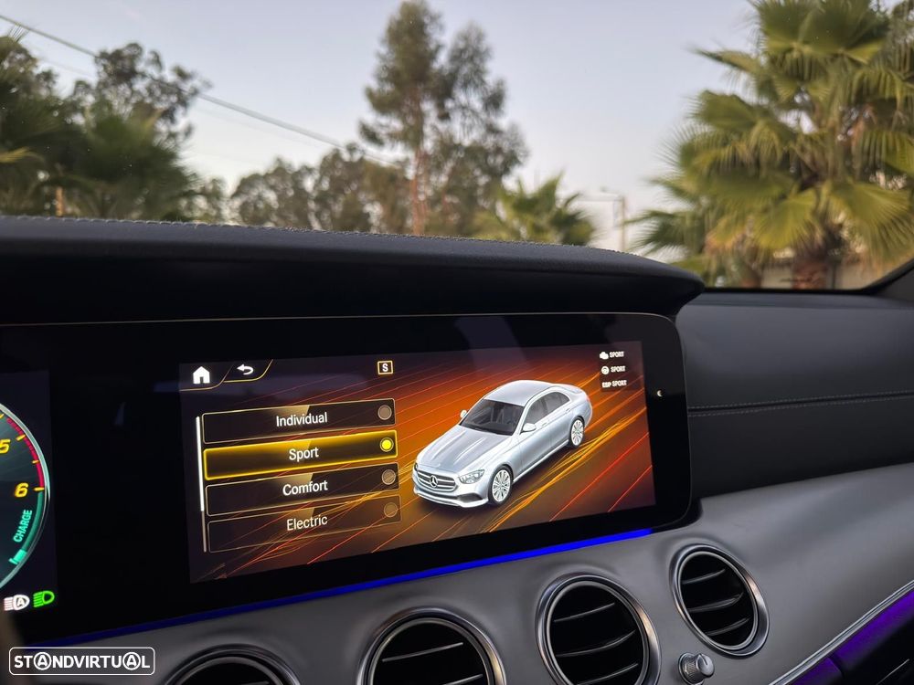 Mercedes-Benz E 300 de AMG Line - 33