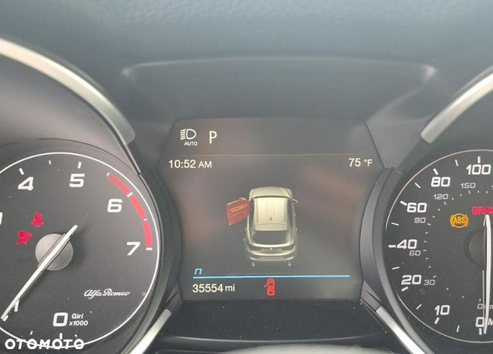 Alfa Romeo Stelvio 2.0 Turbo Veloce Q4 - 9