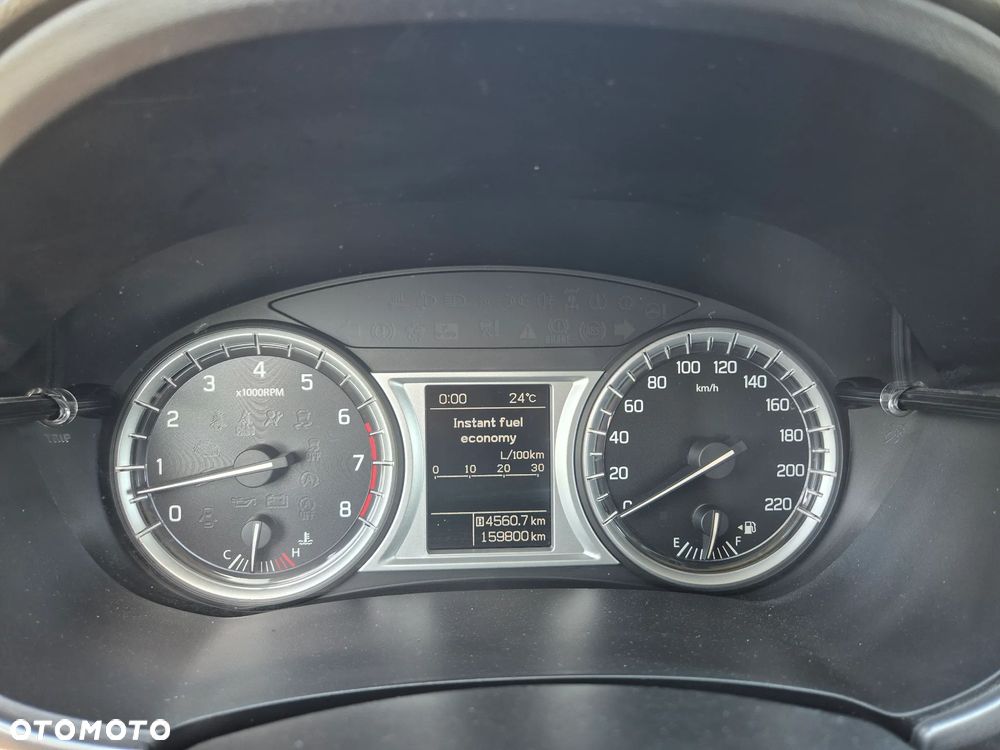 Suzuki Vitara 1.6 Premium 2WD - 16