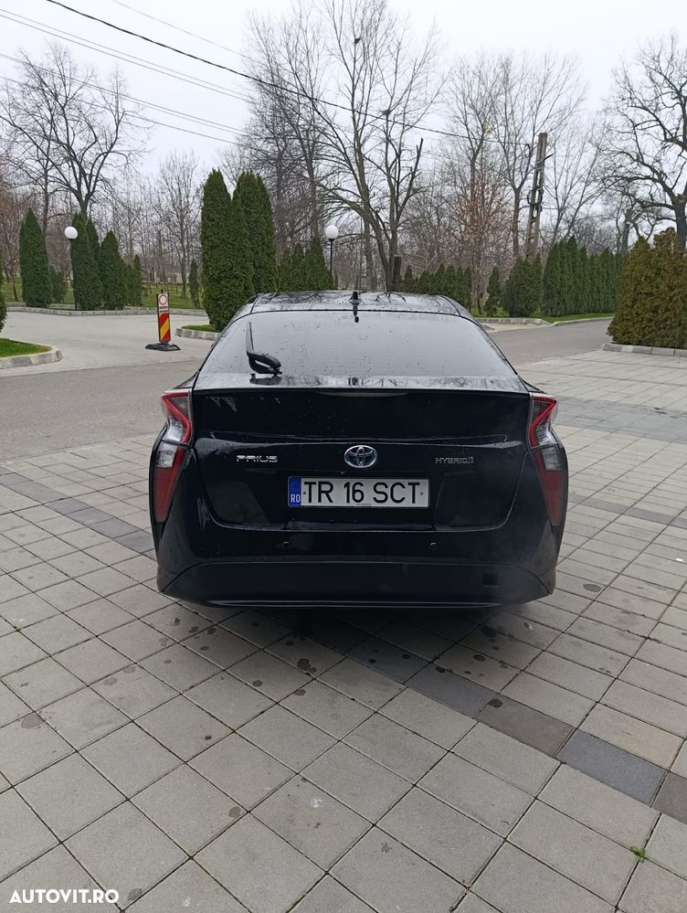 Toyota Prius Sol Plus - 5