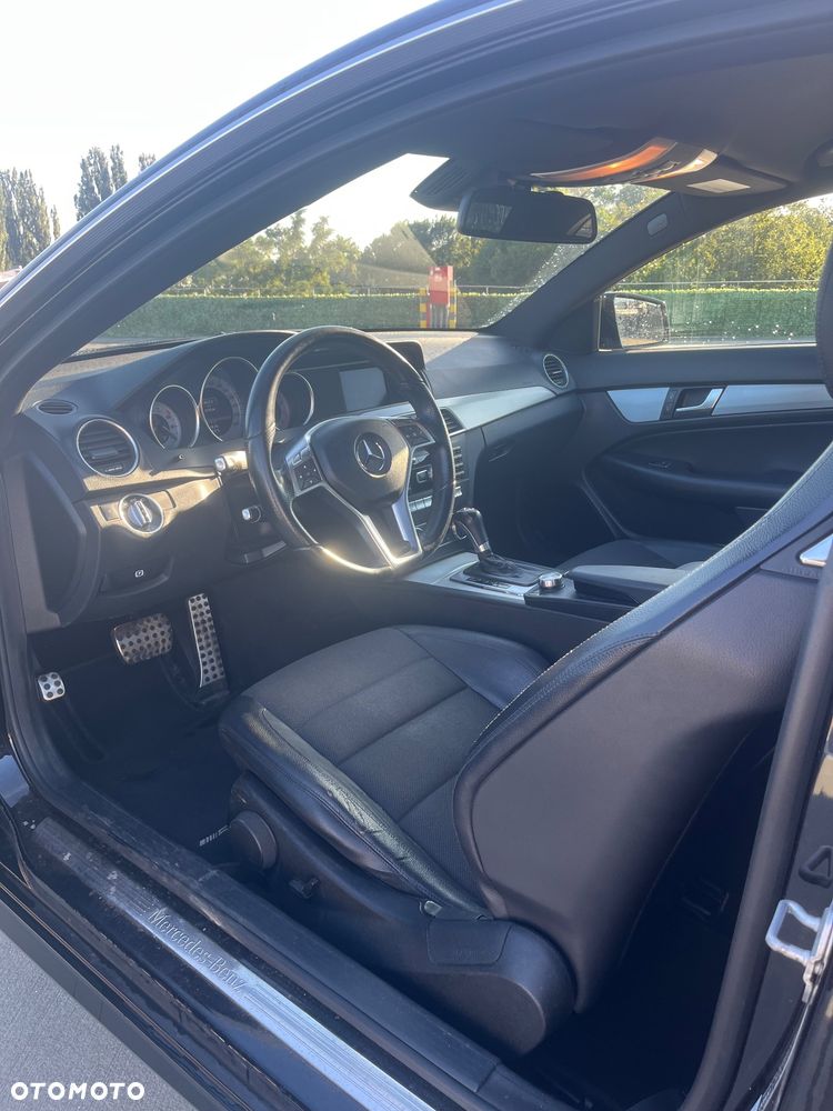 Mercedes-Benz Klasa C 250 7G-TRONIC Edition - 13
