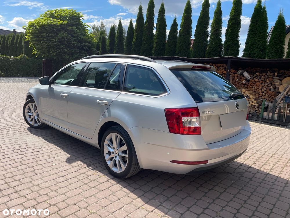 Skoda Octavia 2.0 TDI SCR Style DSG - 9