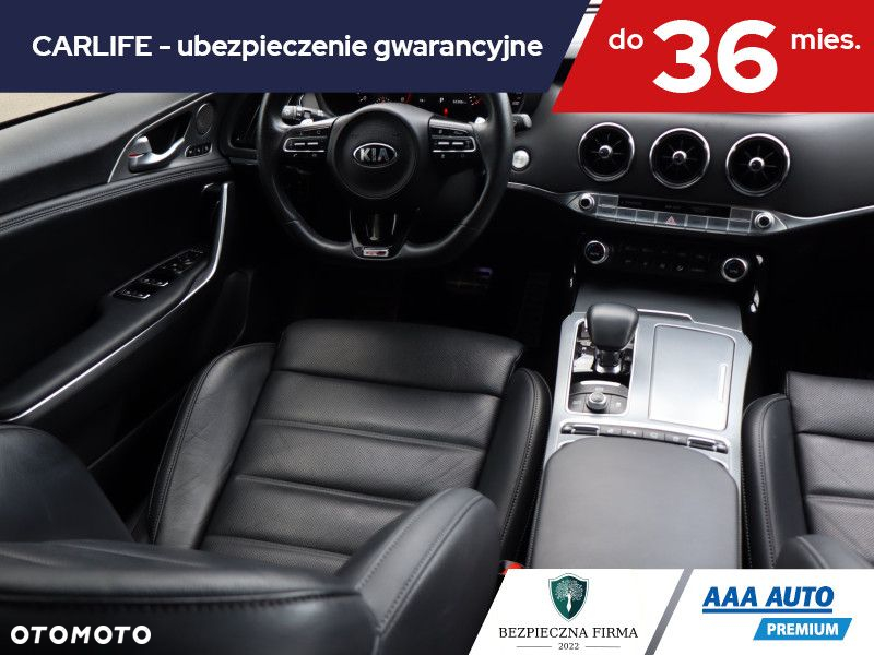 Kia Stinger - 8