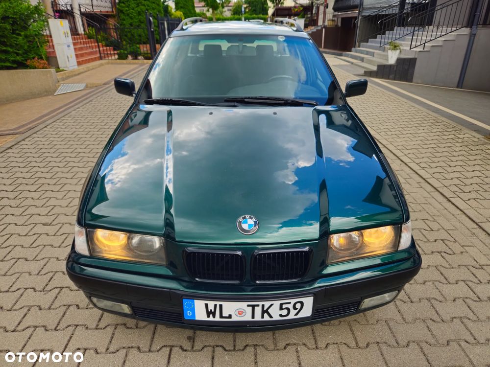 BMW Seria 3 318i - 6