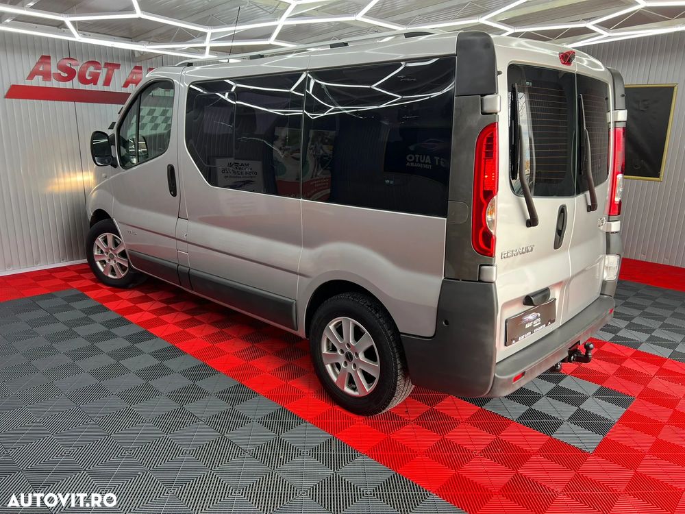 Renault Trafic - 6