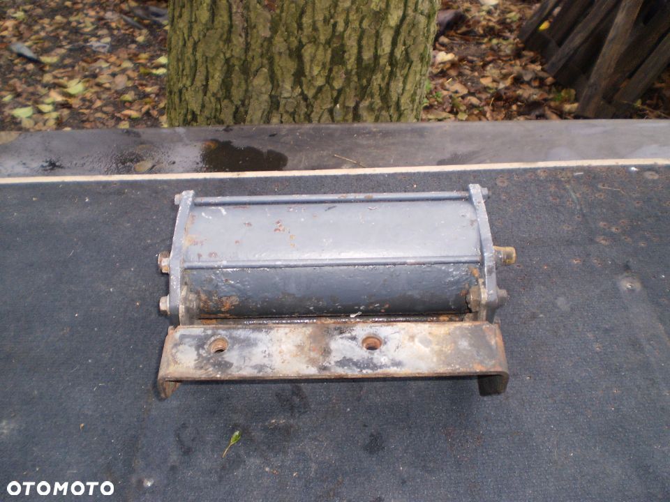 siłownik, zasobnik retardera  SCANIA 4