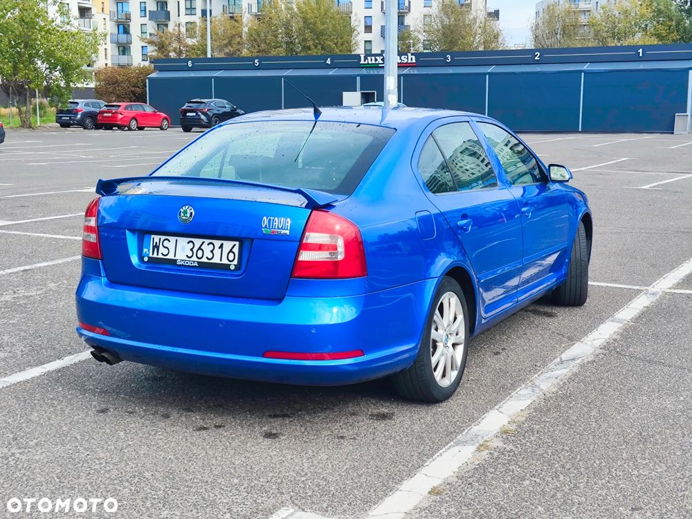 Skoda Octavia 2.0 TFSI RS - 10