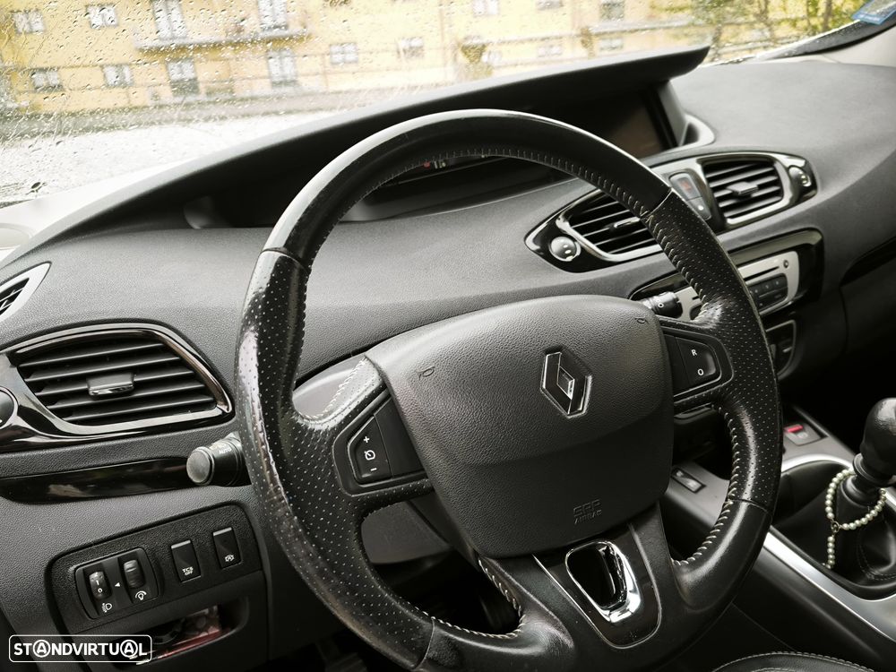 Renault Grand Scénic 1.6 dCi Bose Edition SS - 12
