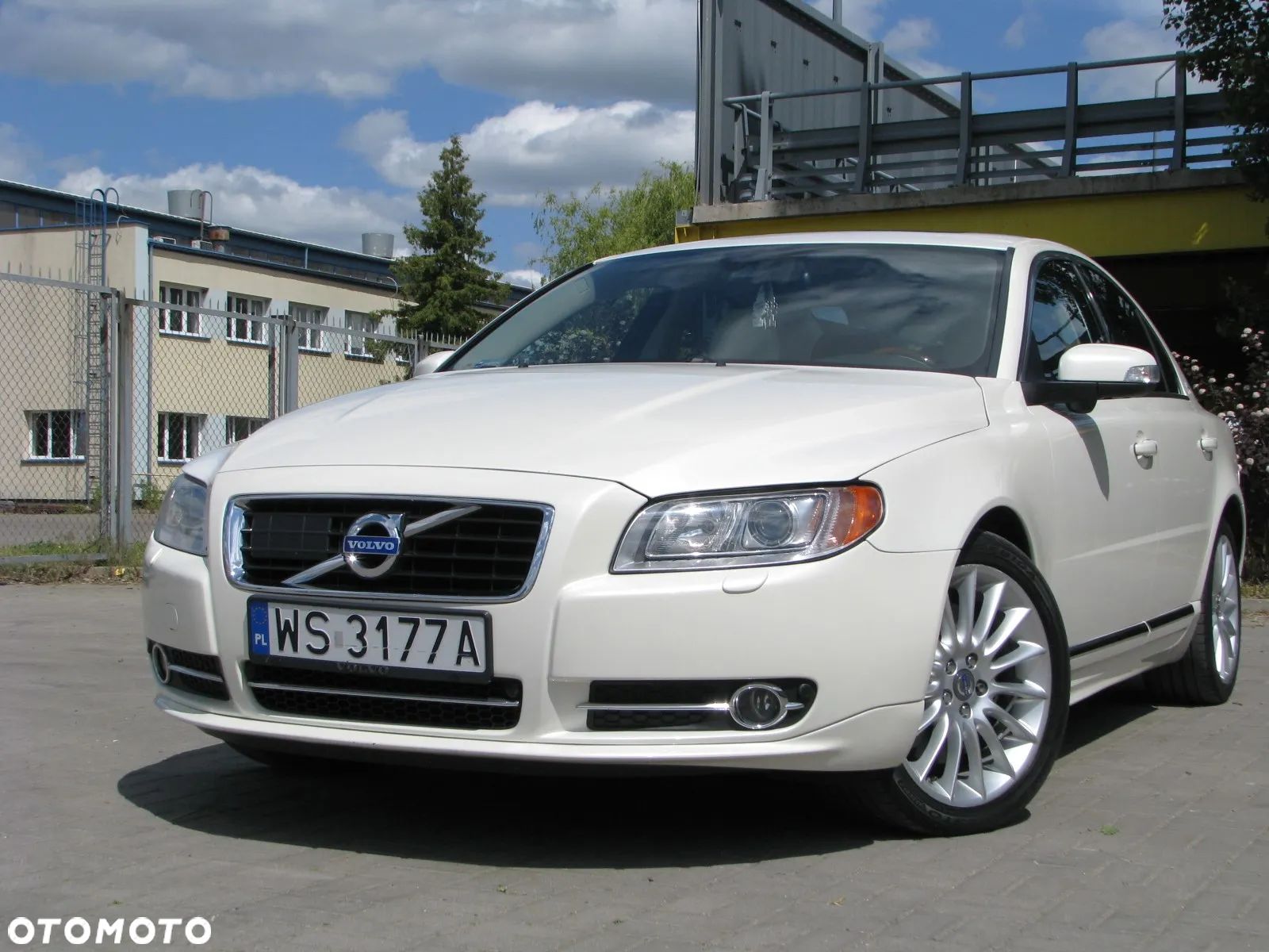 Volvo S80 4.4 V8 AWD Executive - 1