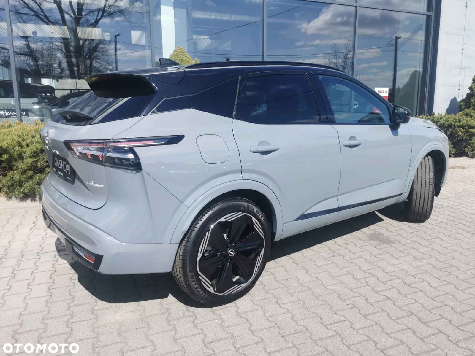 Nissan Qashqai - 4
