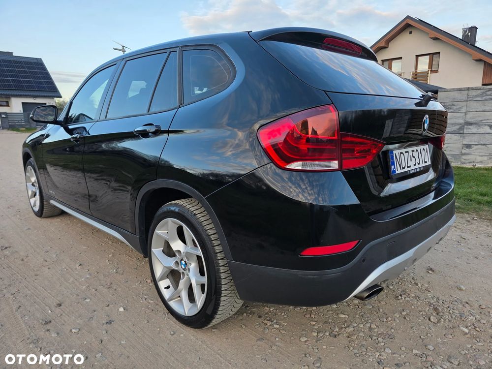 BMW X1 sDrive16d Sport Line - 17
