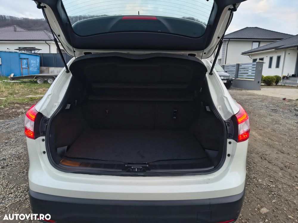 Nissan Qashqai - 12