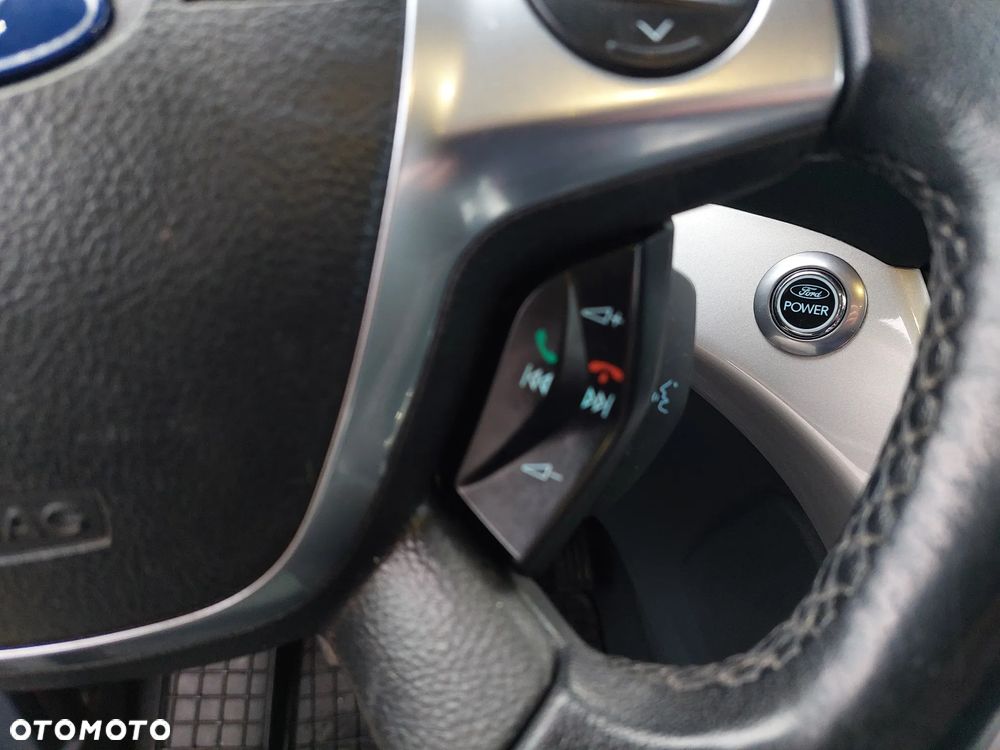 Ford C-MAX ver-1-6-tdci-start--stop--system-titanium - 13