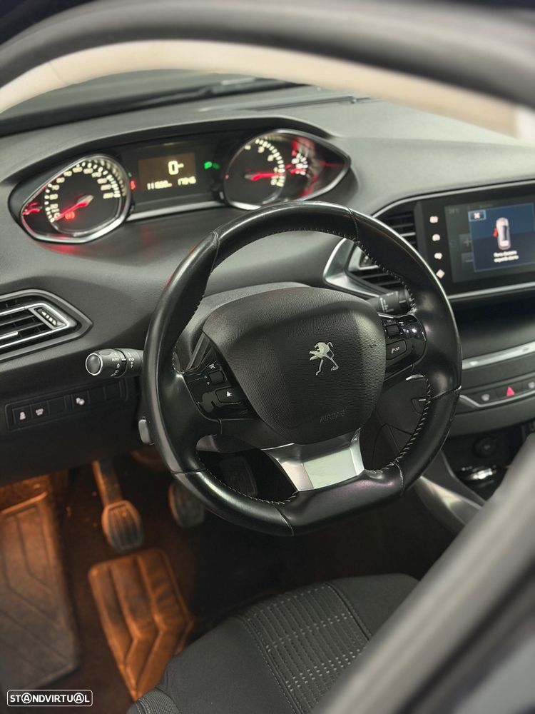 Peugeot 308 1.2 PureTech Business Line - 11