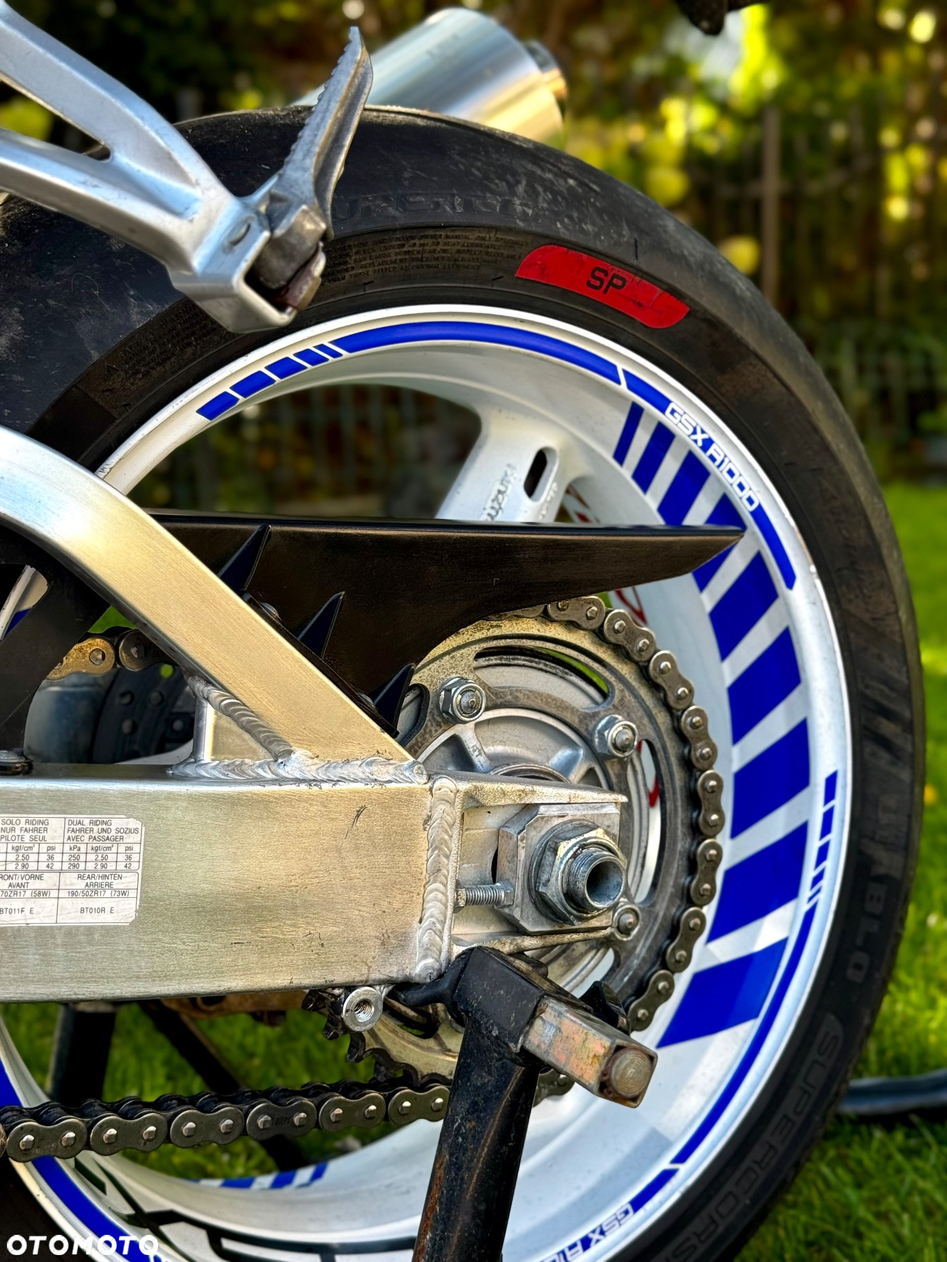 Suzuki GSX-R - 30