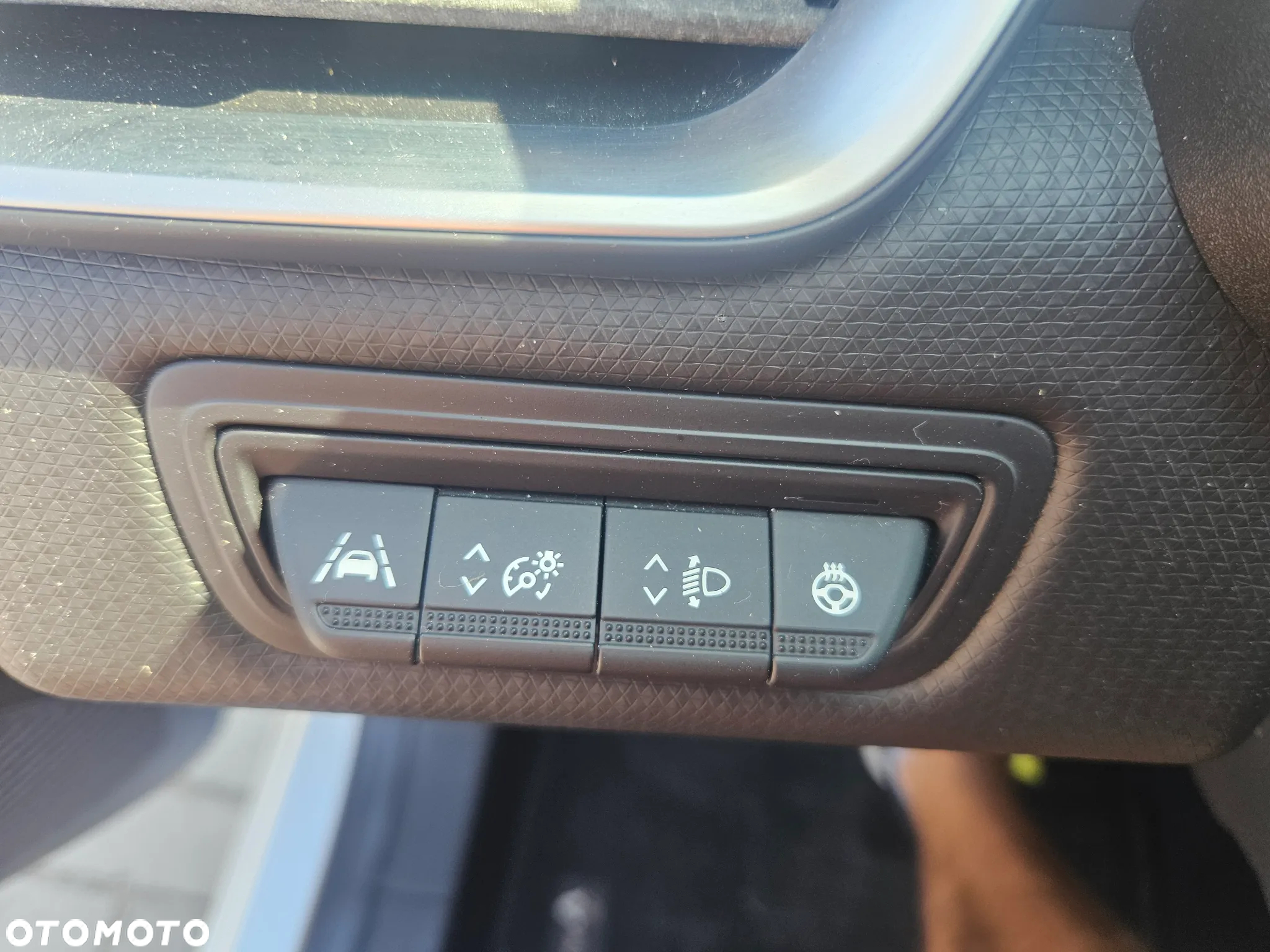 Renault Clio 1.6 E-TECH Intens - 21