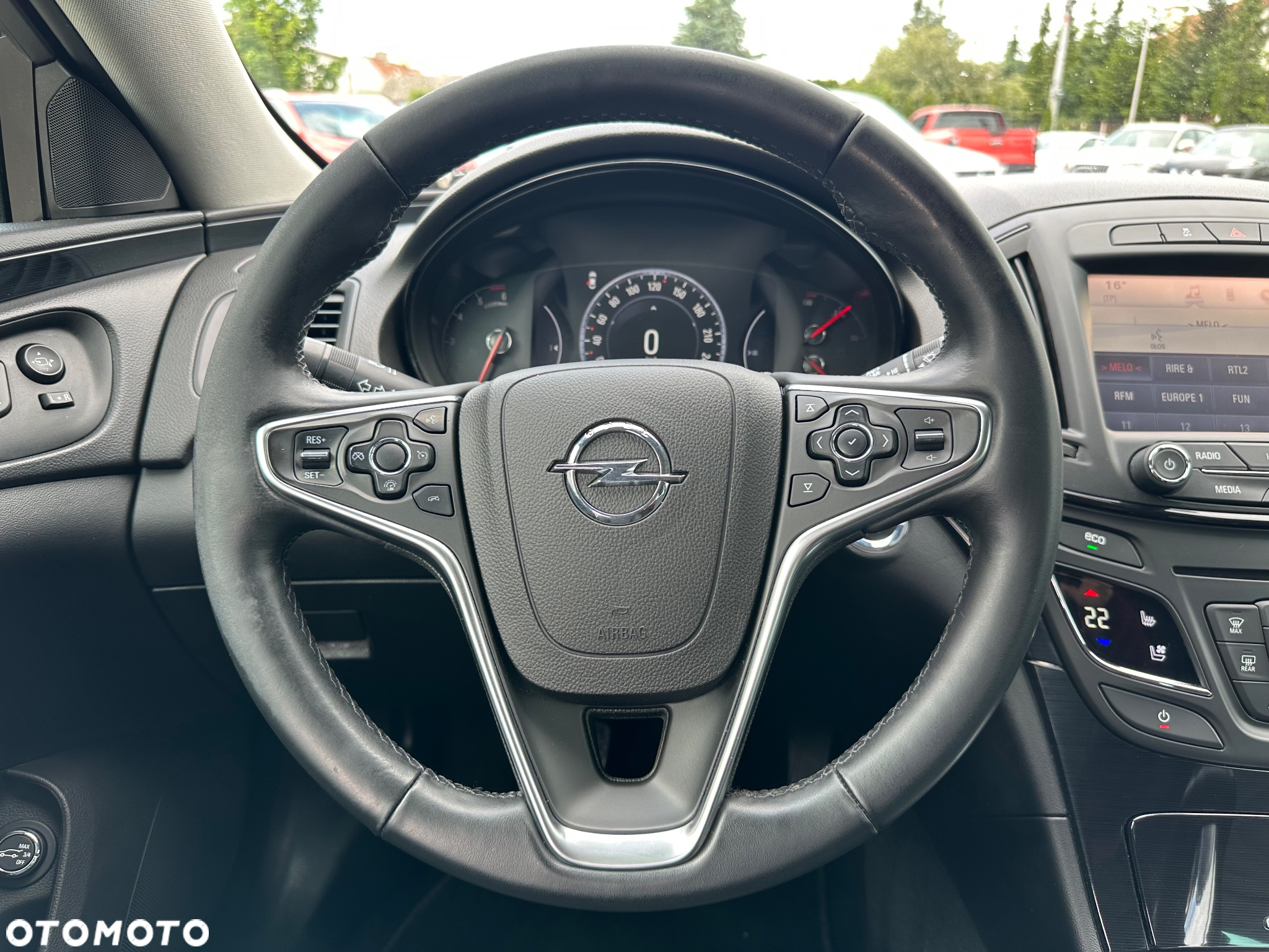 Opel Insignia - 13