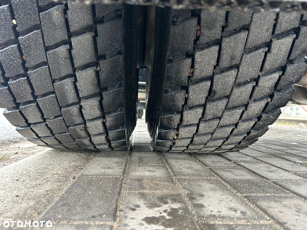 Volvo STANDARD AUTOMAT - 6