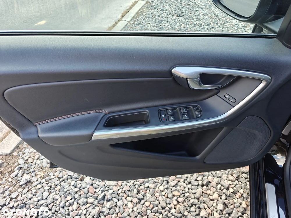 Volvo V60 - 13
