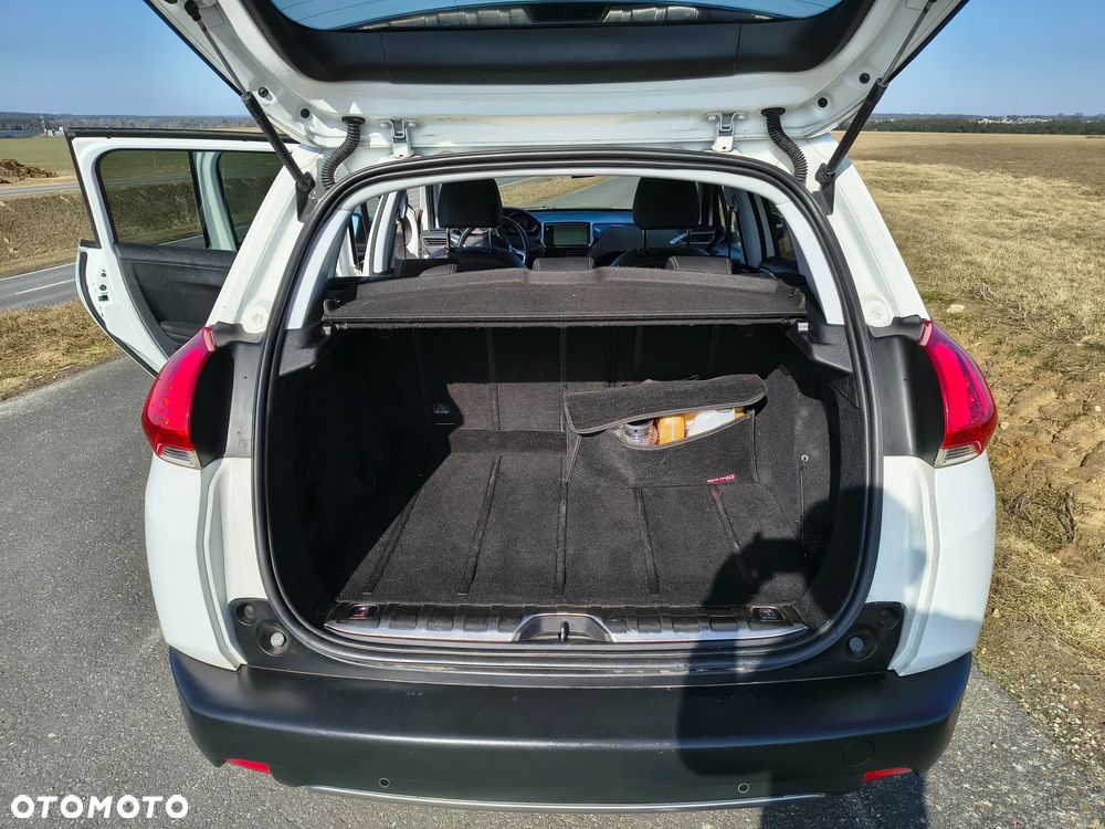 Peugeot 2008 PureTech 82 Allure - 8