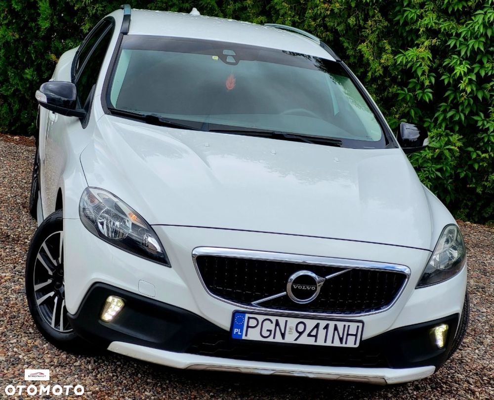 Volvo V40 Cross Country - 3