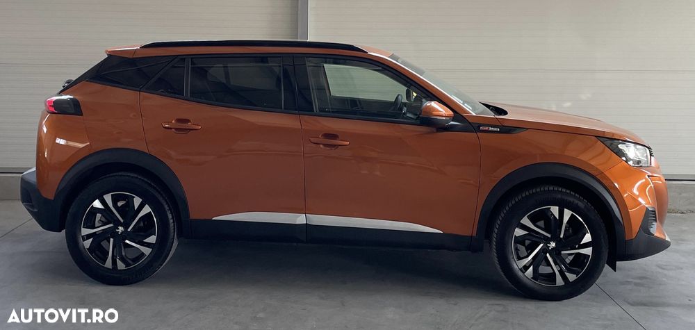 Peugeot 2008 1.2 L PureTech STT EAT8 GT Line - 5