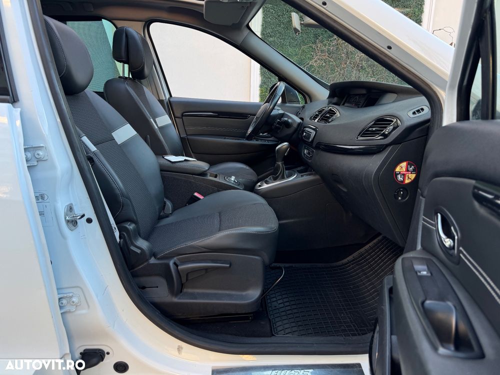 Renault Scenic - 12