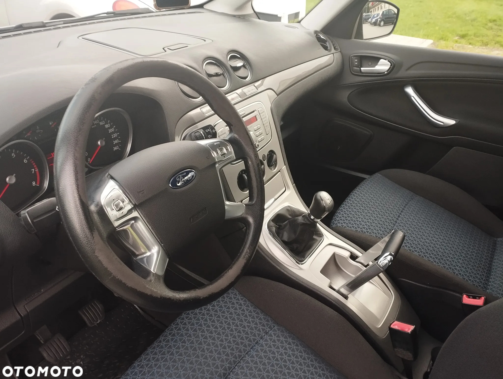 Ford Galaxy 2.0 Ambiente - 3