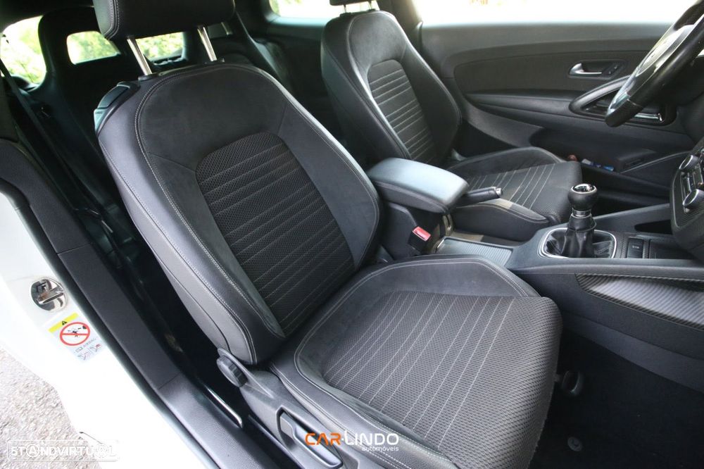 VW Scirocco 2.0 TDI R-Line - 12