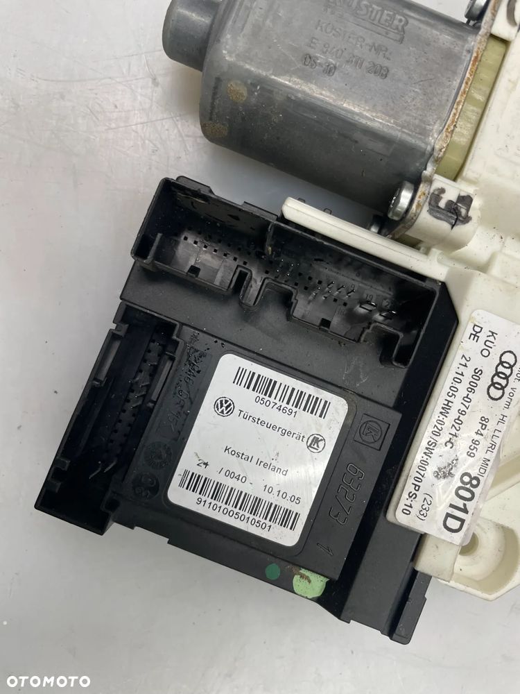 Silniczek szyby lewy tył Audi A3 8P 5D Sportback 8P4959801D - 2