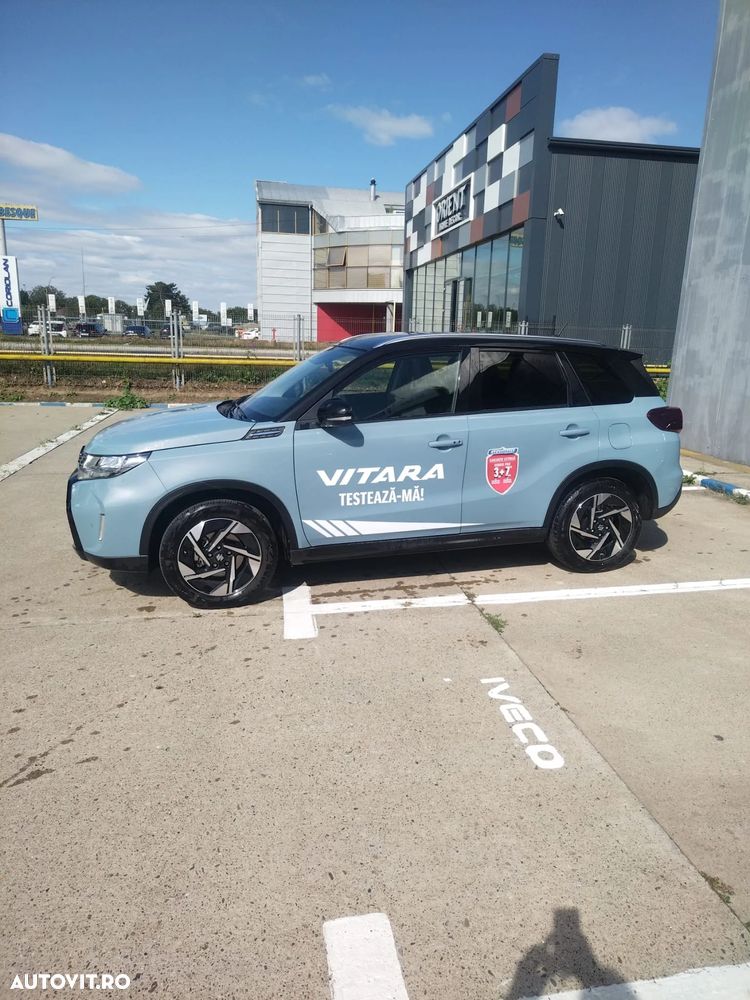Suzuki Vitara 1.4 Boosterjet AllGrip MHEV Spirit - 4