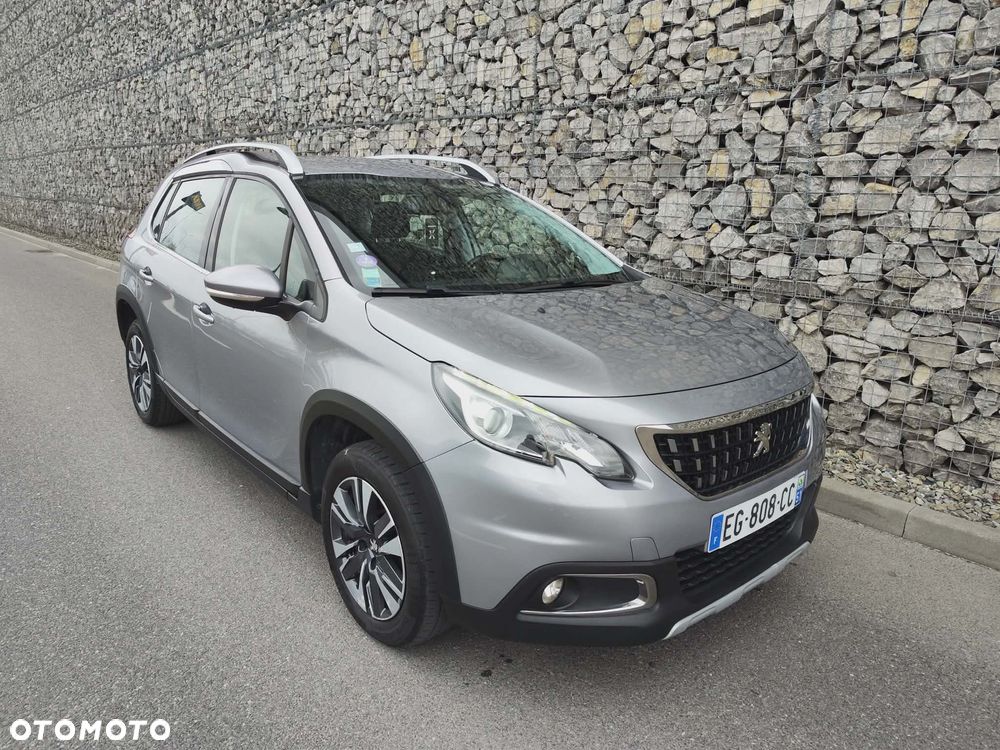 Peugeot 2008 1.2 Pure Tech Allure S&S - 1