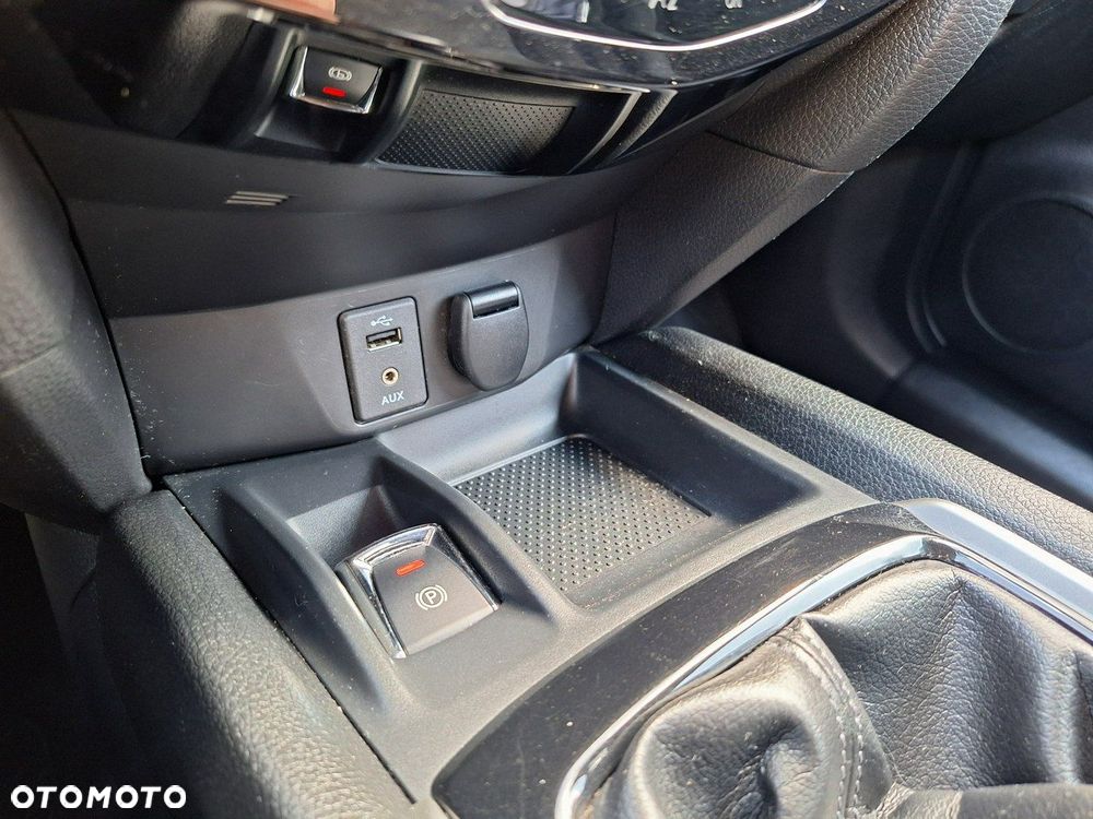 Nissan X-Trail 1.6 DIG-T N-Connecta 2WD - 17