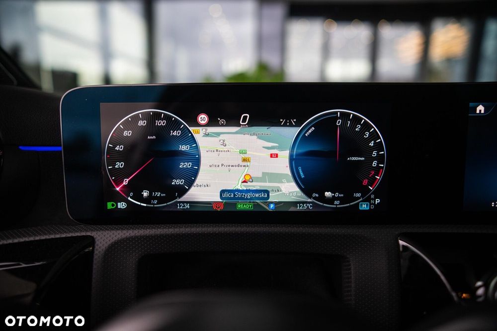 Mercedes-Benz Klasa A 250 e PHEV AMG Line 8G-DCT - 10