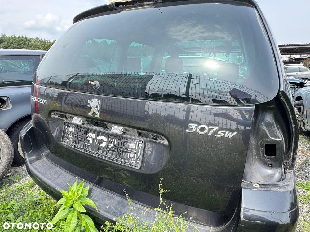 Peugeot 307 2006 1.6 benzyna 80KW 109 KM - samochód na części - 11