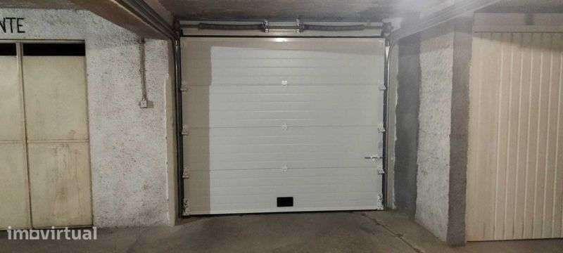 Garagem para venda - Grande imagem: 2/3