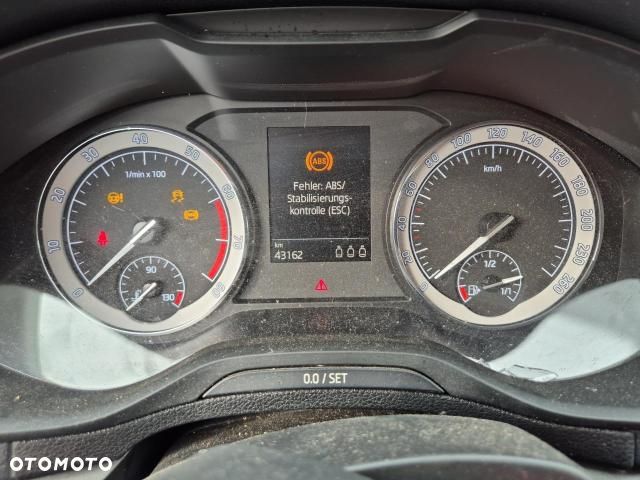 Skoda Karoq 1.0 TSI 4x2 Style DSG - 13