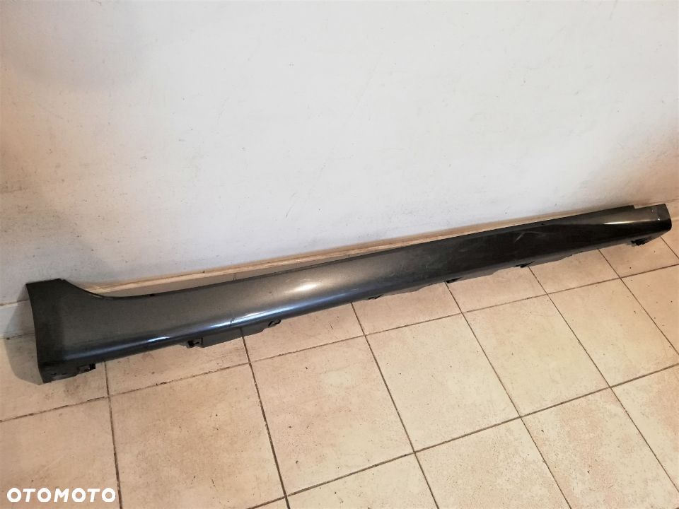 Toyota Camry VII listwa progowa prawy próg 06-11