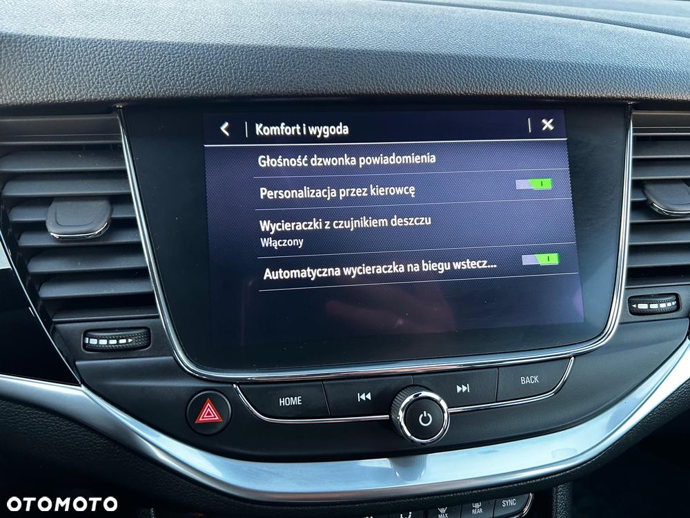 Opel Astra 1.2 Turbo Business Edition - 28