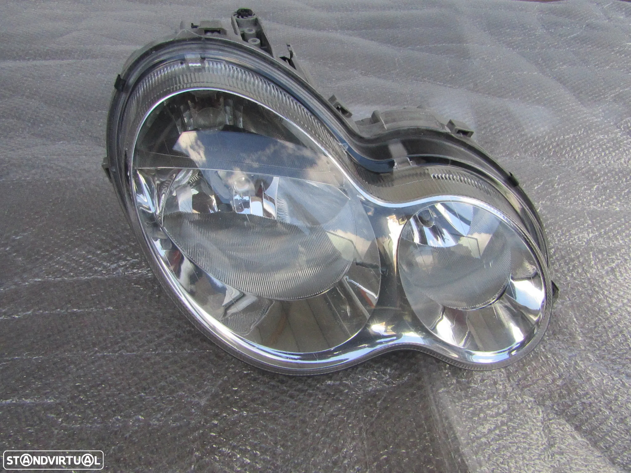 Farol direito Mercedes Class C , w203 ano 2003 a 2008 (original) - 8