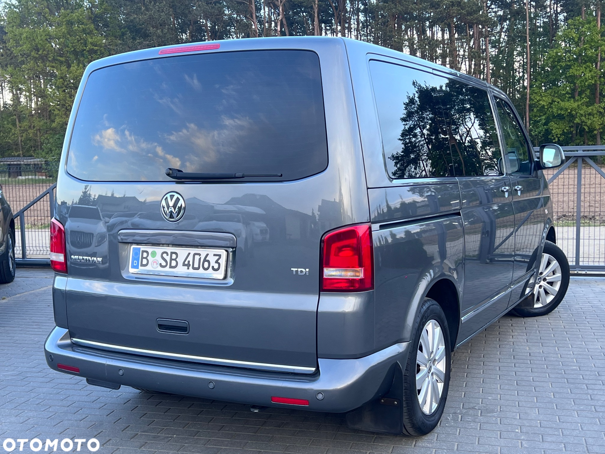 Volkswagen Multivan 2.0 BiTDI L1 Highline DSG - 38
