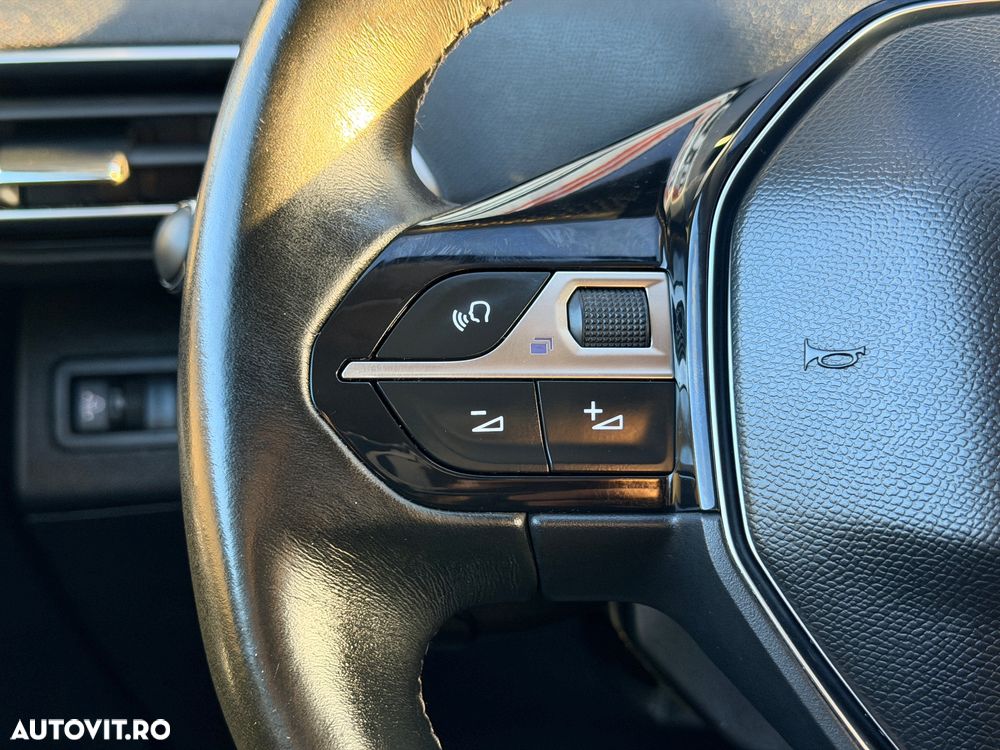 Peugeot 3008 HDi 115 Allure - 31