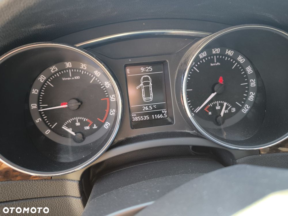 Skoda Superb 2.0 TDI Elegance - 11