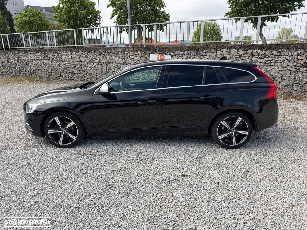 Volvo V60 2.0 D3 R-Design - 5