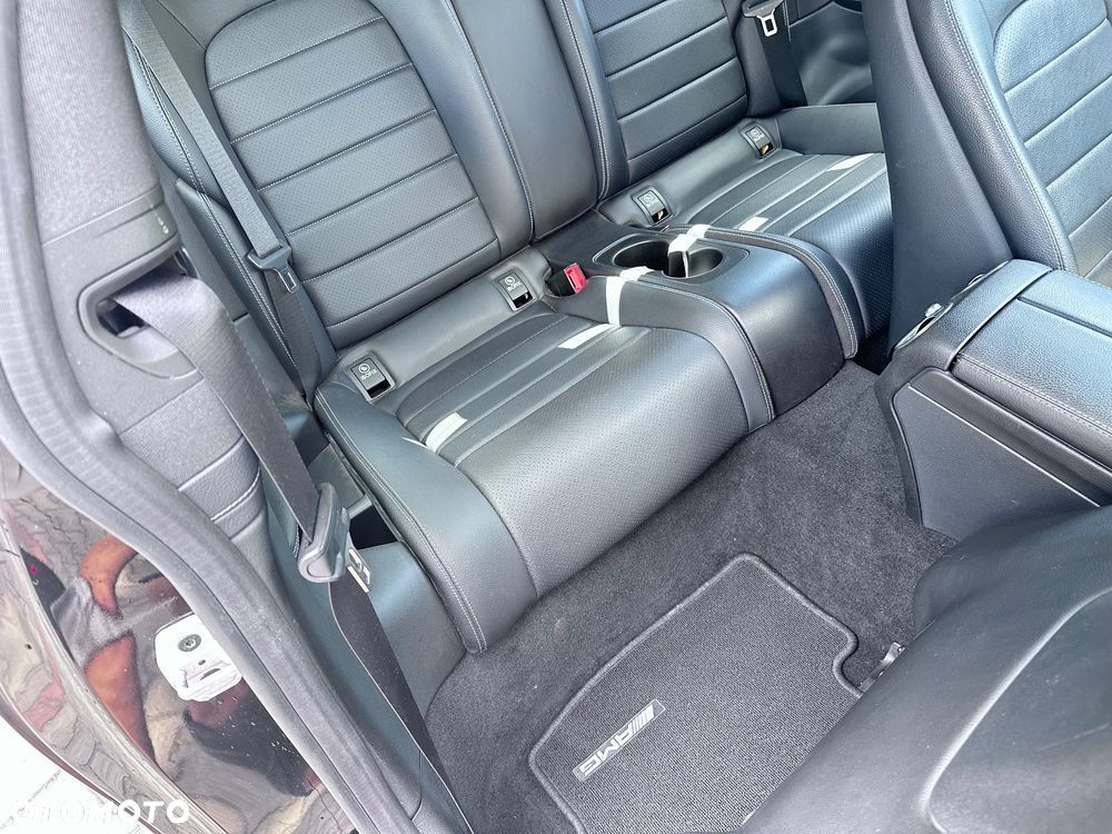 Mercedes-Benz Klasa C 300 7G-TRONIC AMG Line - 11