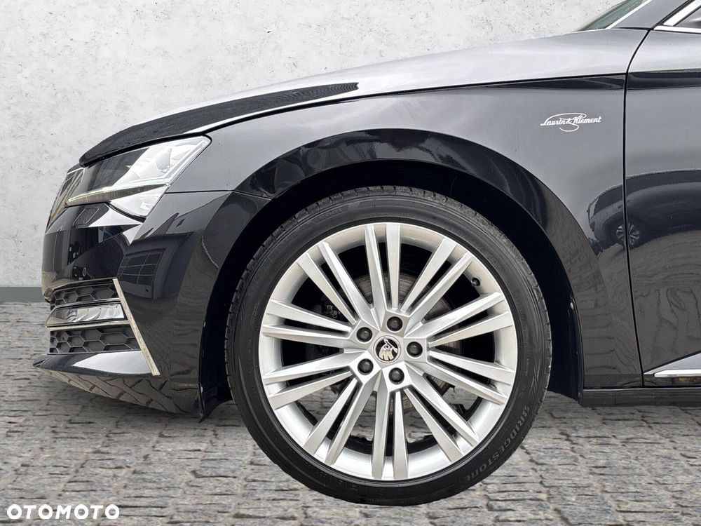 Skoda Superb 2.0 TDI SCR L&K DSG - 37
