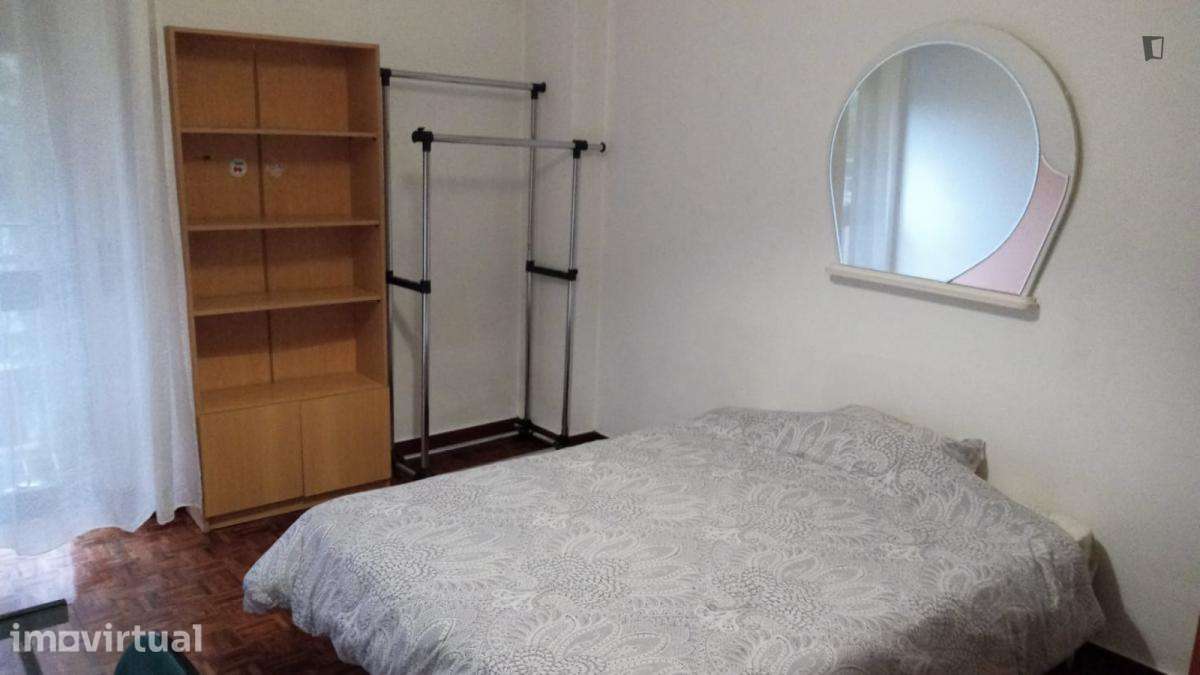 Quarto - localizado em Bairro do Sol Coimbra - Grande imagem: 3/26